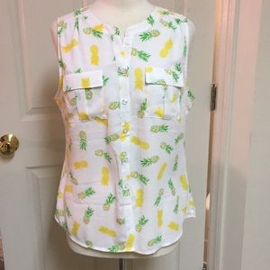 🆕 NWT New York & Co Top